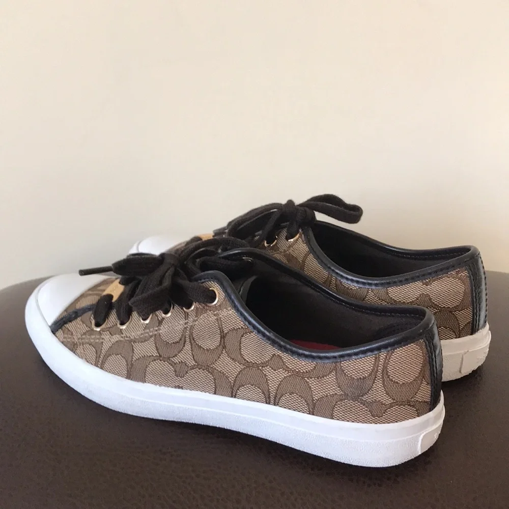 Coach Empire Outline Signature Canvas shoes Size 7.5 kakhi ⭐️⭐️⭐️ - Picture 4 of 11